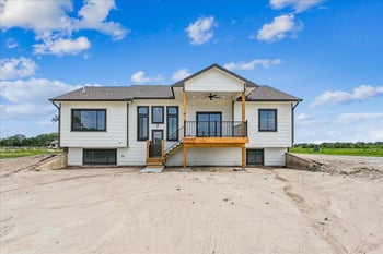 3502 S Bluelake Ct, Wichita, KS 67215