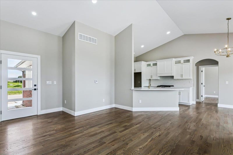 3502 Bluelake Ct, Wichita, KS 67215