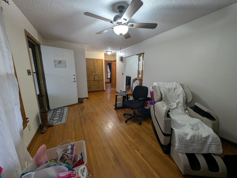 2747 Seneca St, Wichita, KS 67217