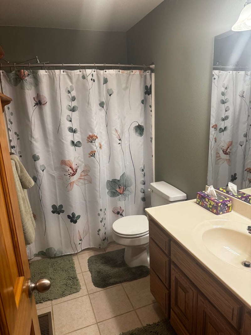 1835 Megan Cir, El Dorado, KS 67042