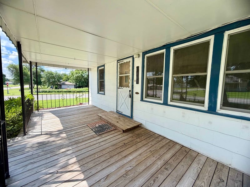 1301 Main St, Eureka, KS 67045