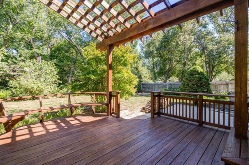 117 Eastborough Rd, Salina, KS 67401