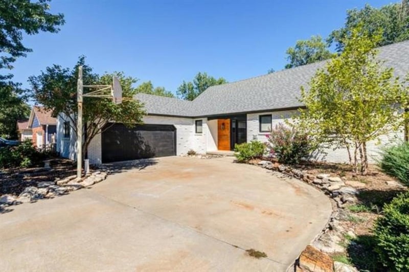 117 Eastborough Rd, Salina, KS 67401