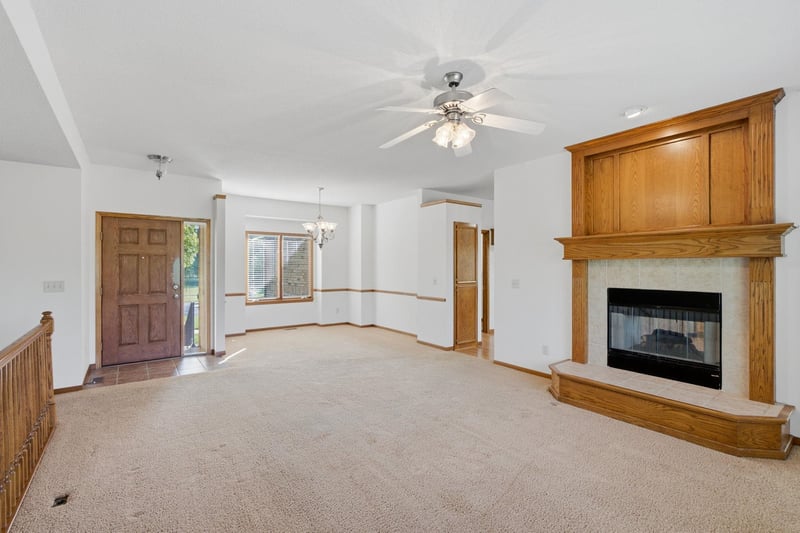 1335 Threewood St, Wichita, KS 67235
