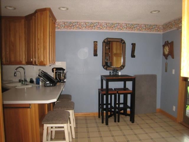 413 Park Dr, Haysville, KS 67060