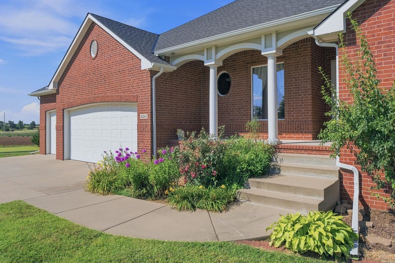 4241 167th St, Colwich, KS 67030