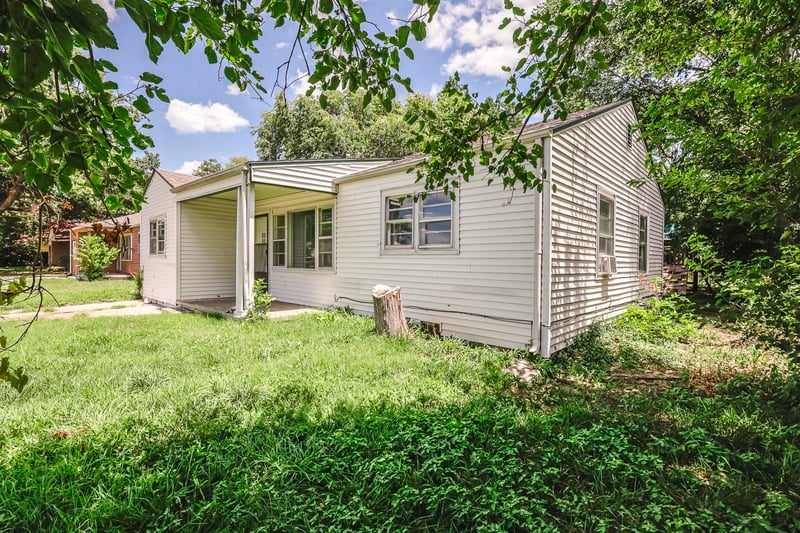 2620 Poplar , Wichita, KS 67219
