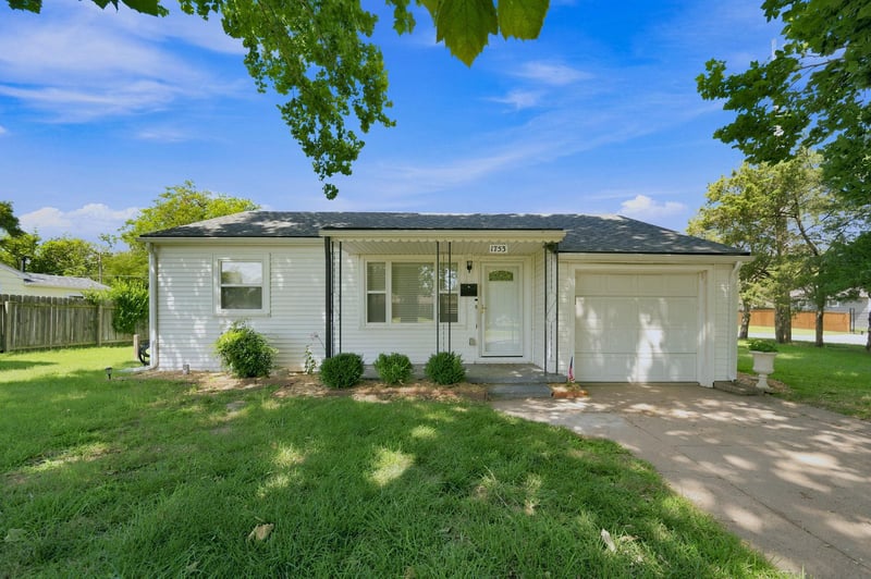 1753 Saint Paul Ave, Wichita, KS 67203
