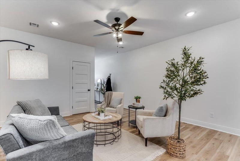 5421 Rolly , Wichita, KS 67215