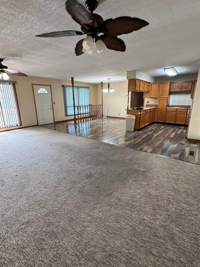 3401 Laura Ave, Wichita, KS 67216