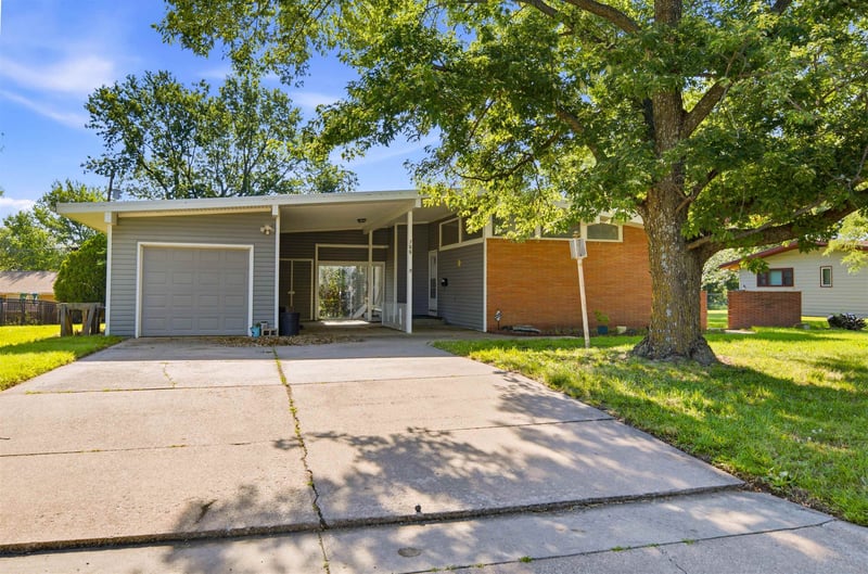 706 Freeborn , Marion, KS 66861