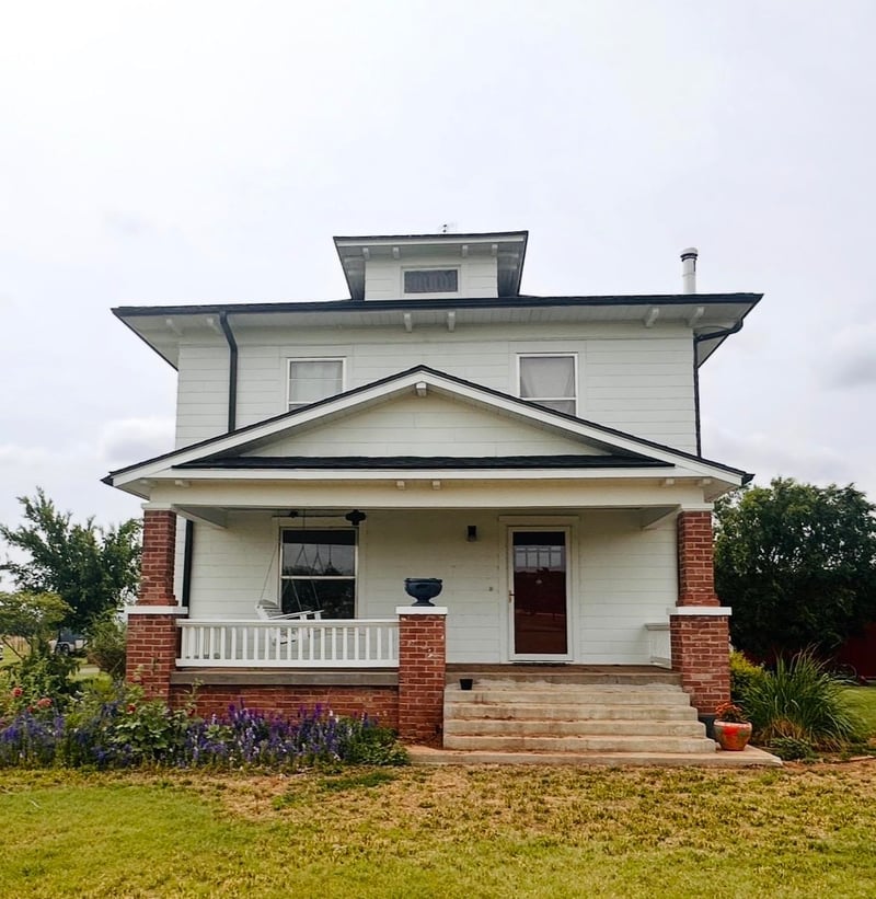 309 NE 120 Rd, Harper, KS 67058
