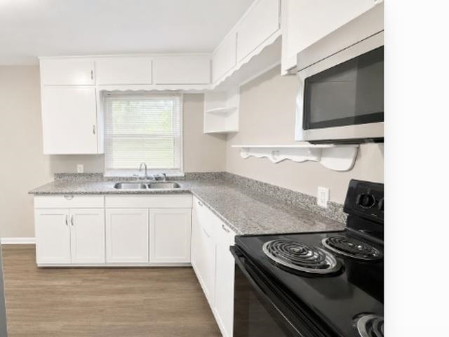 1921 Madison Ave, Wichita, KS 67214-1927