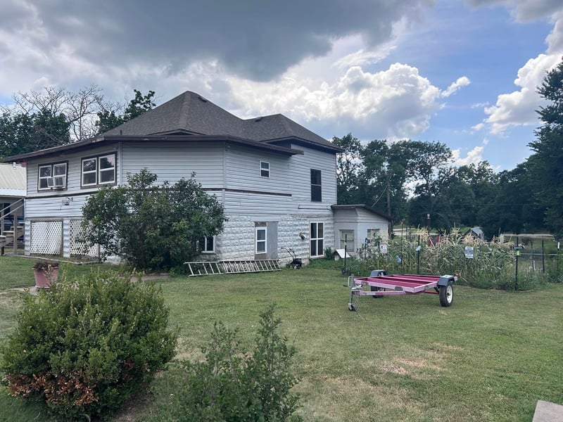 107 Olive St, Leon, KS 67074