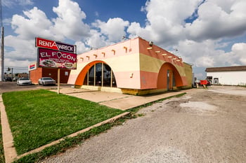 1555 S Bluffview, Wichita, KS 67218