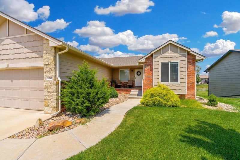 13826 Ridgepoint St, Wichita, KS 67235