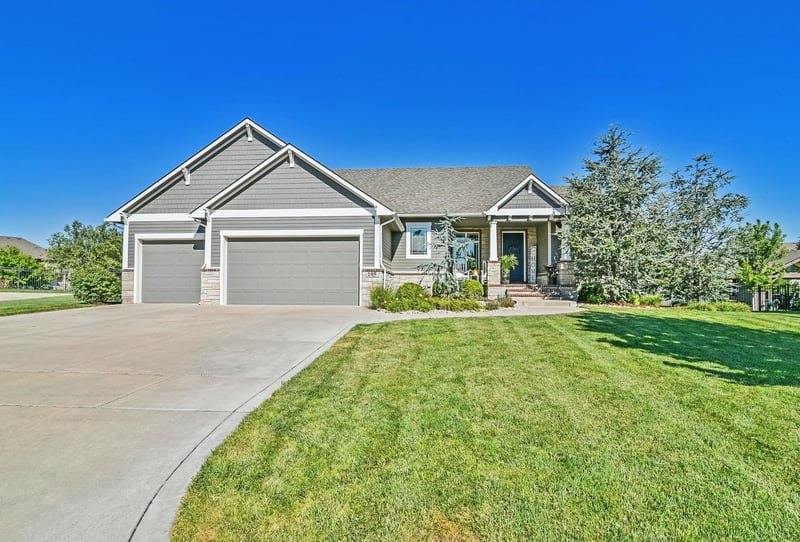105 Kennedy Ct, Wichita, KS 67235