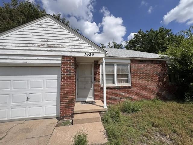 1639 Kenmar St, Wichita, KS 67208