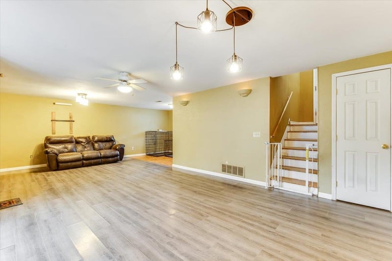 326 Jane St, Haysville, KS 67060-1341