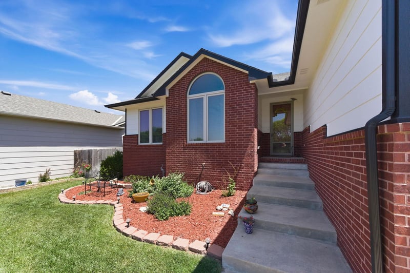 6608 Upchurch , Park City, KS 67219