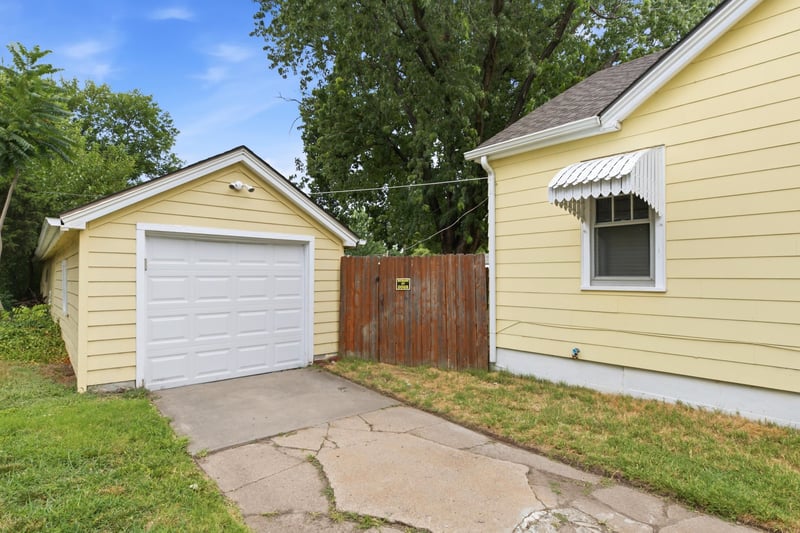 1541 Woodland Ave, Wichita, KS 67203