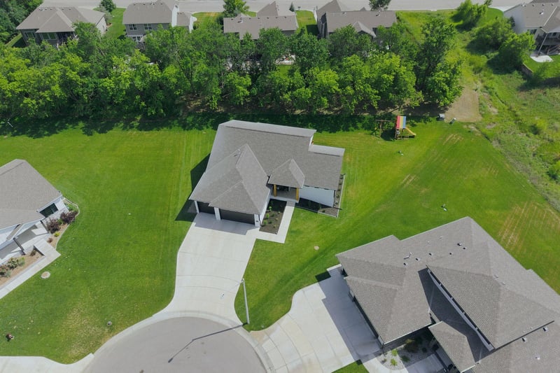 2501 Emerald Ct, Andover, KS 67002