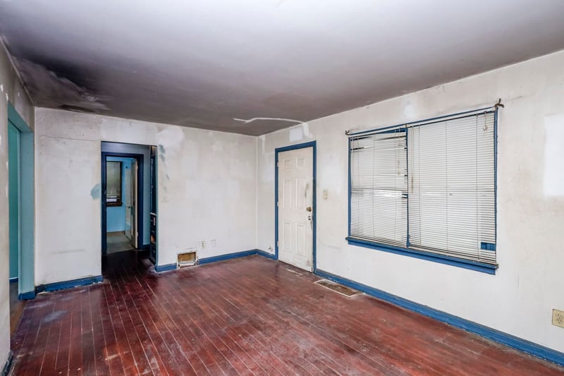 1301 Dellrose , Wichita, KS 67208