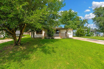 2357 S Walnut St, Wichita, KS 67213