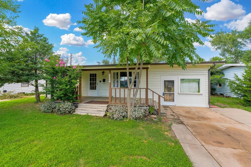 2357 Walnut St, Wichita, KS 67213