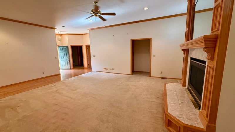 1770 Country Club Rd #9, El Dorado, KS 67042