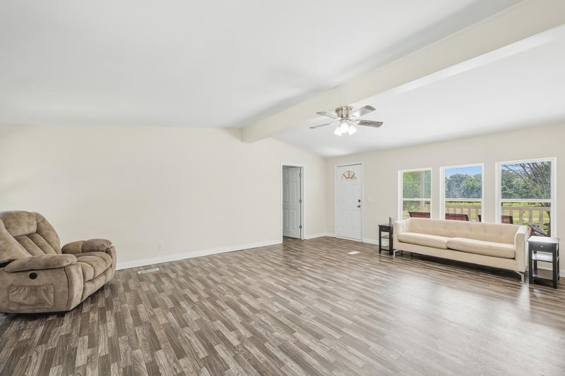 16775 Cherokee , Douglass, KS 67039