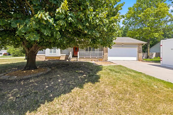 6156 N Sullivan Rd, Wichita, KS 67204