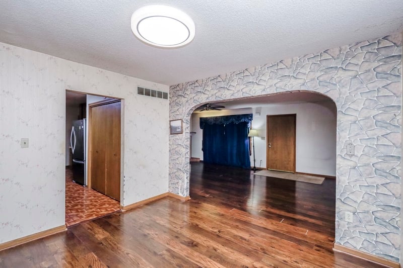 2928 Amidon , Wichita, KS 67204