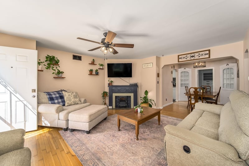 730 Fountain Ave, Wichita, KS 67218-2131