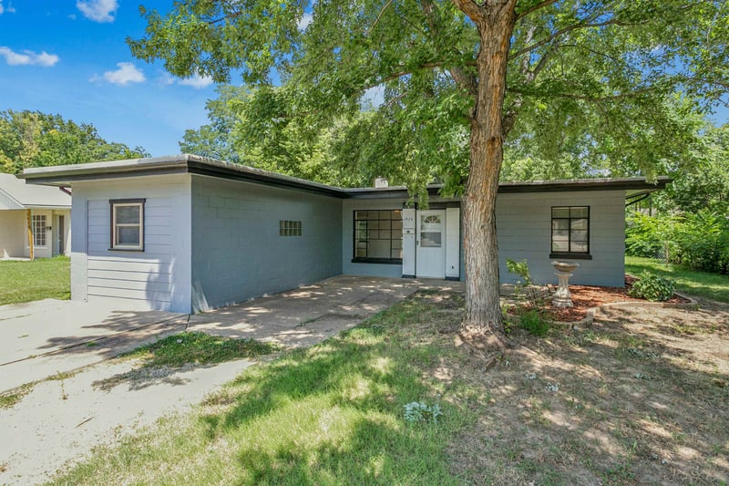 1924 Fern Ave, Wichita, KS 67213