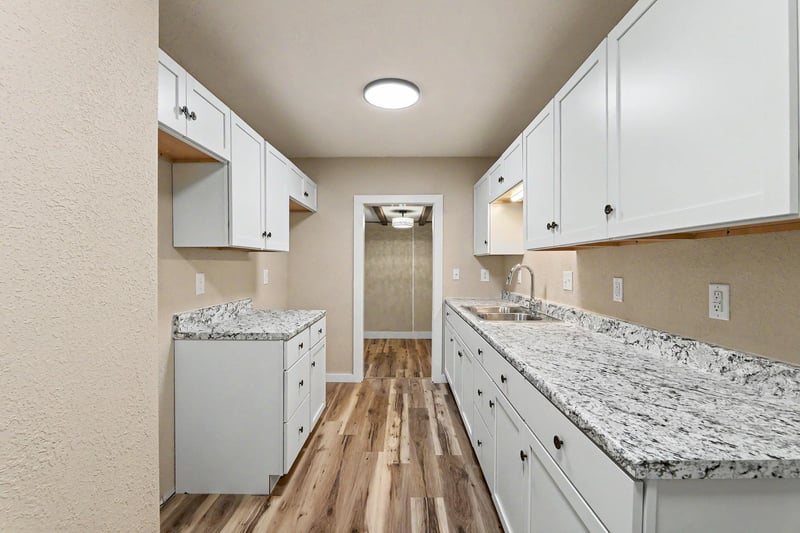 1800 Millwood , Wichita, KS 67213