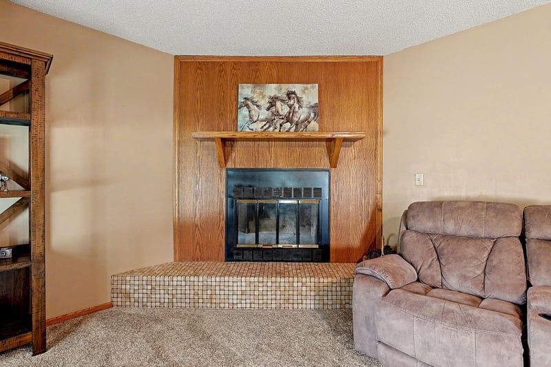 514 W 54th St S, Wichita, KS 67217