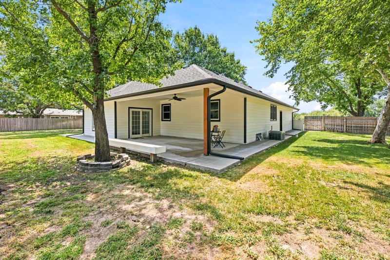 2200 51st St, Wichita, KS 67204