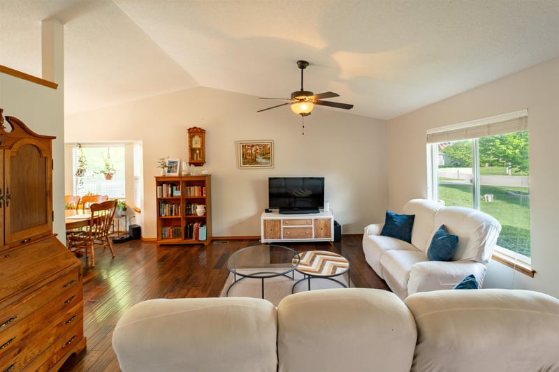 104 Sheffield , Newton, KS 67114