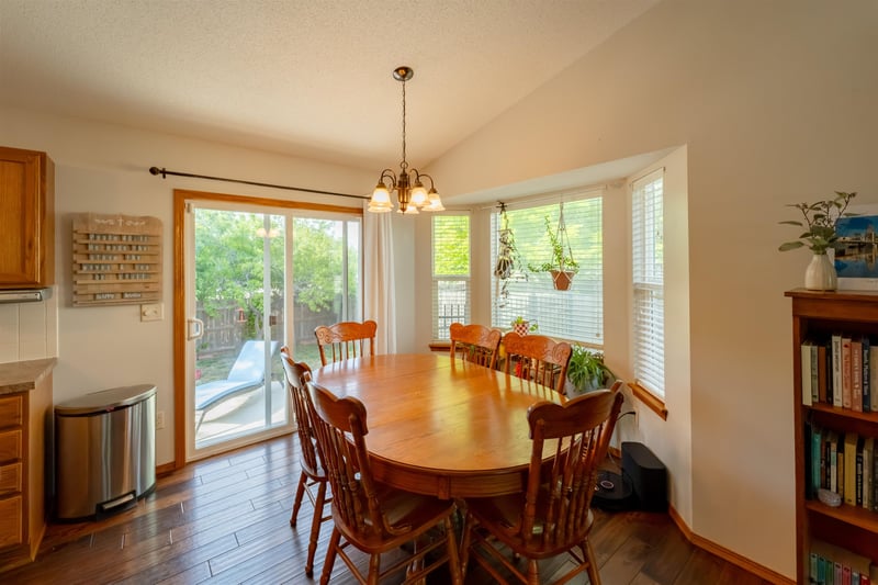 104 Sheffield , Newton, KS 67114