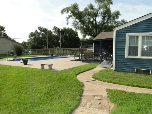 408 Jones St, Maize, KS 67101