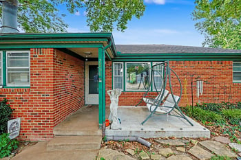 2858 S Laura, Wichita, KS 67216