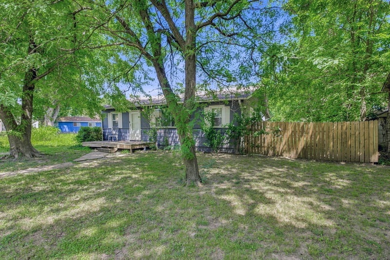 414 Central , Mulvane, KS 67110