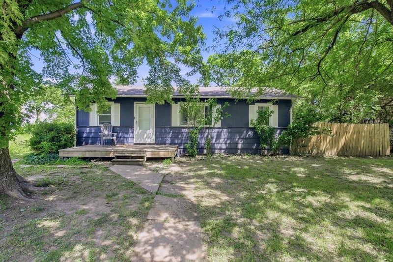 414 Central , Mulvane, KS 67110