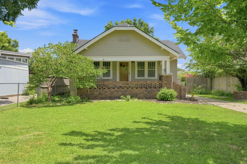 924 Amidon Ave, Wichita, KS 67203-3113