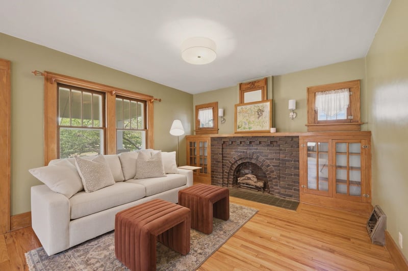 924 Amidon Ave, Wichita, KS 67203-3113