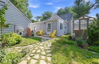 211 N Battin Ave, Wichita, KS 67208