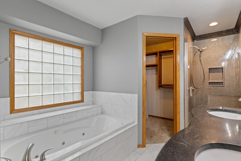 4014 Tara Cir, Wichita, KS 67226