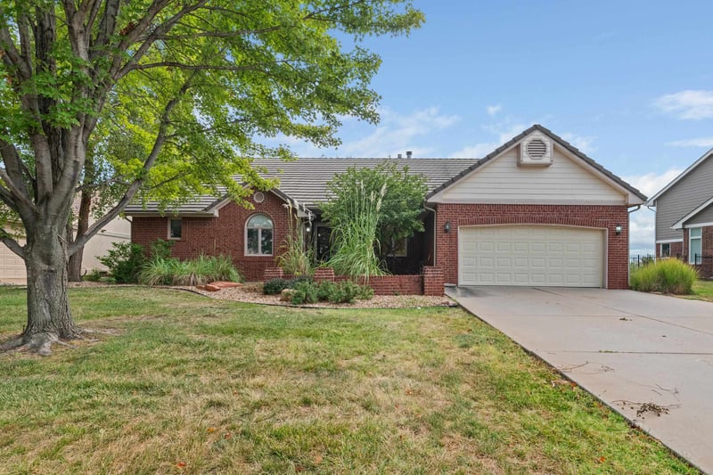4014 Tara Cir, Wichita, KS 67226