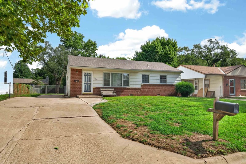130 Springdale , Derby, KS 67037